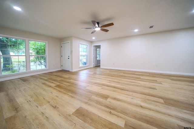 912 S Palmer Ave, Tyler, TX 75701
