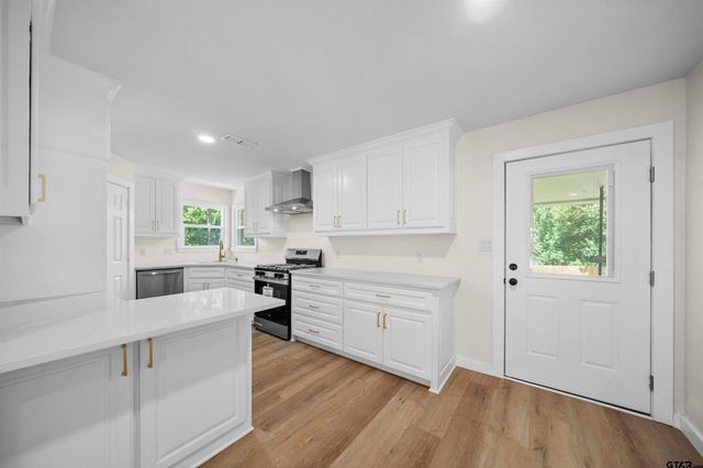 912 S Palmer Ave, Tyler, TX 75701