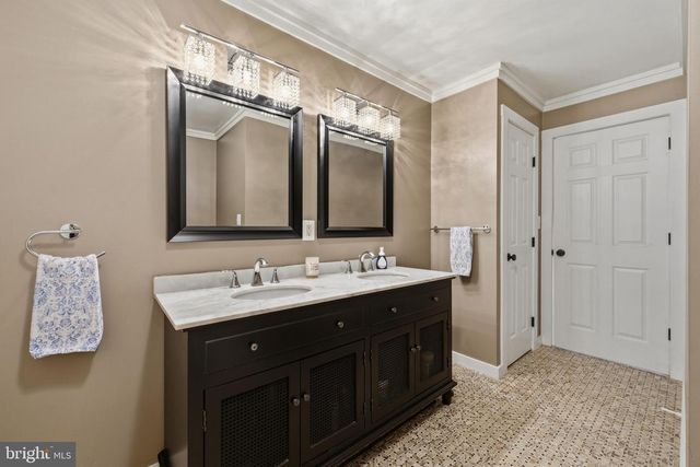 110 PERRYS RD, Grasonville, MD 21638