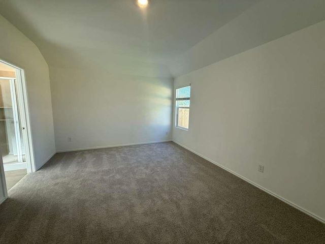 591 Sormonne LOOP, Kyle, TX 78640