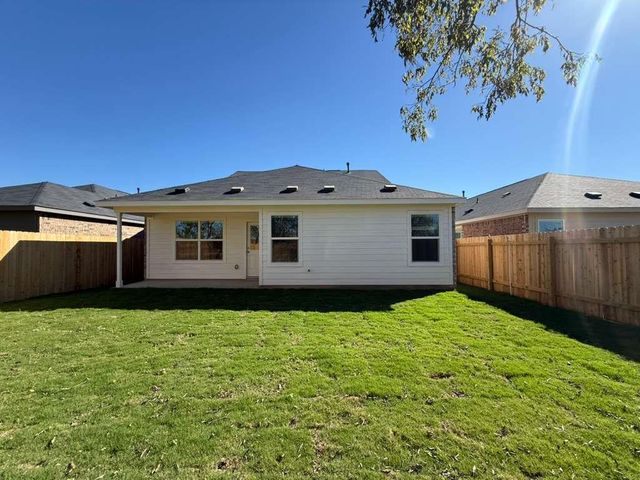 591 Sormonne LOOP, Kyle, TX 78640