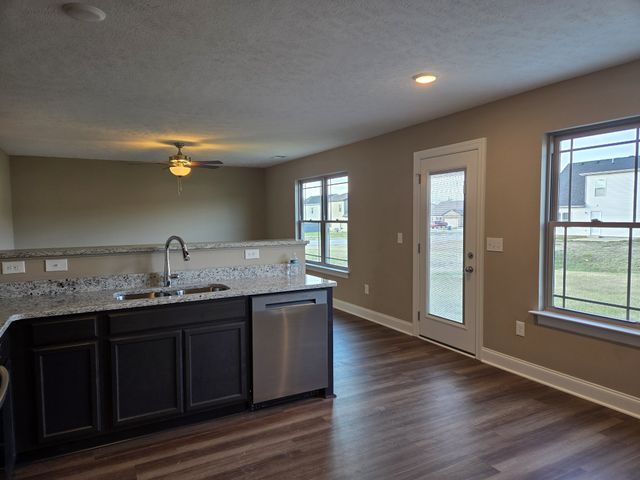 2918 Valley Farms Drive, Christiana, TN 37037