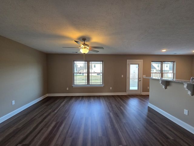 2918 Valley Farms Drive, Christiana, TN 37037