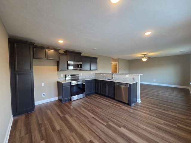 2918 Valley Farms Drive, Christiana, TN 37037