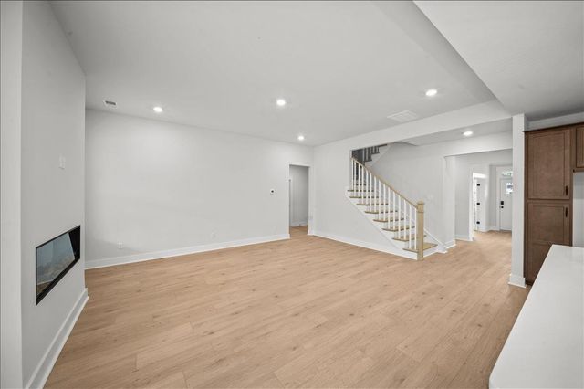 812 Lonsdale Court, Woodruff, SC 29388