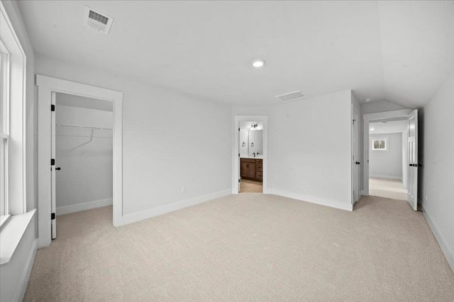 812 Lonsdale Court, Woodruff, SC 29388