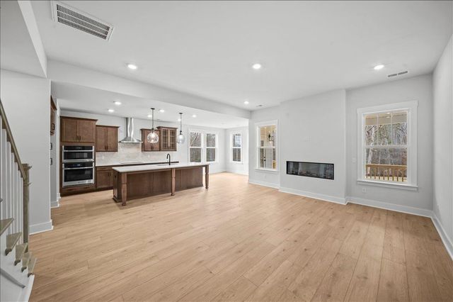 812 Lonsdale Court, Woodruff, SC 29388