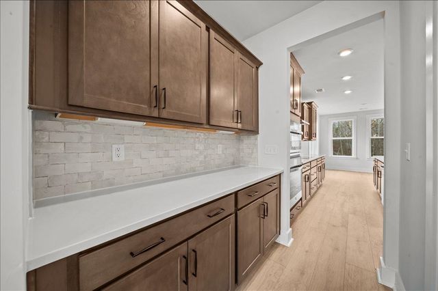 812 Lonsdale Court, Woodruff, SC 29388