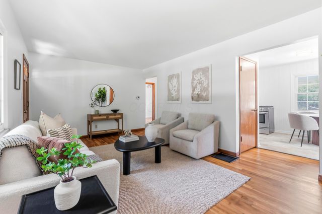 2246 Shrewsbury Road, Upper Arlington, OH 43221