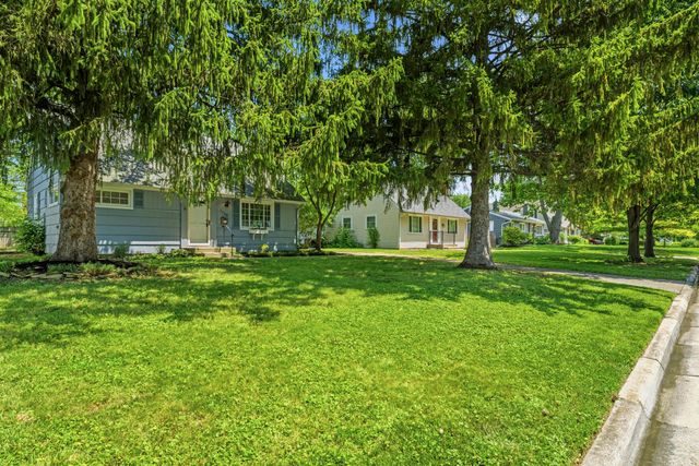 2246 Shrewsbury Road, Upper Arlington, OH 43221