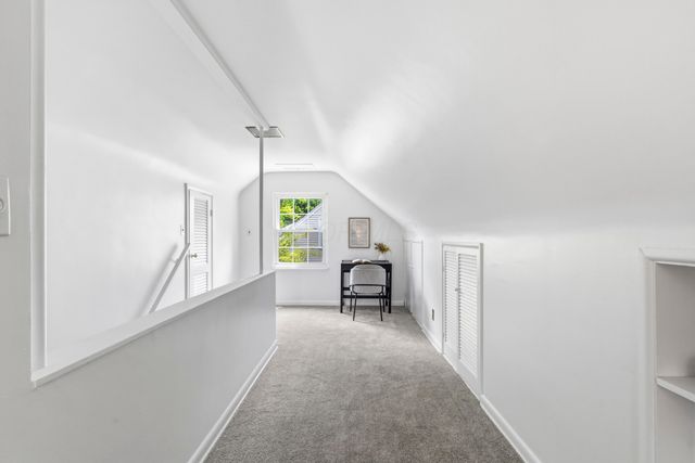2246 Shrewsbury Road, Upper Arlington, OH 43221