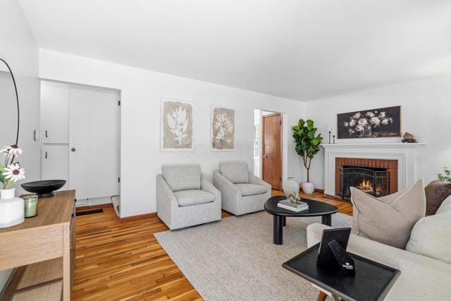 2246 Shrewsbury Road, Upper Arlington, OH 43221