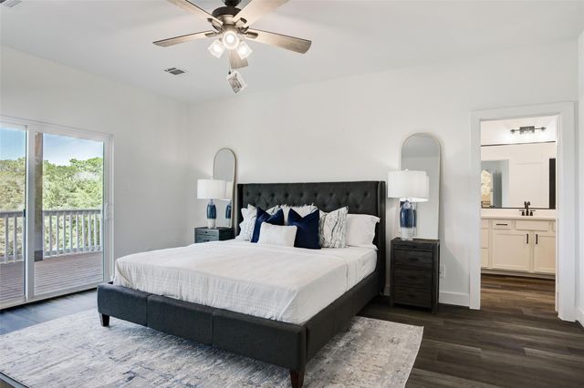 3845 Water Street, Dickinson, TX 77539