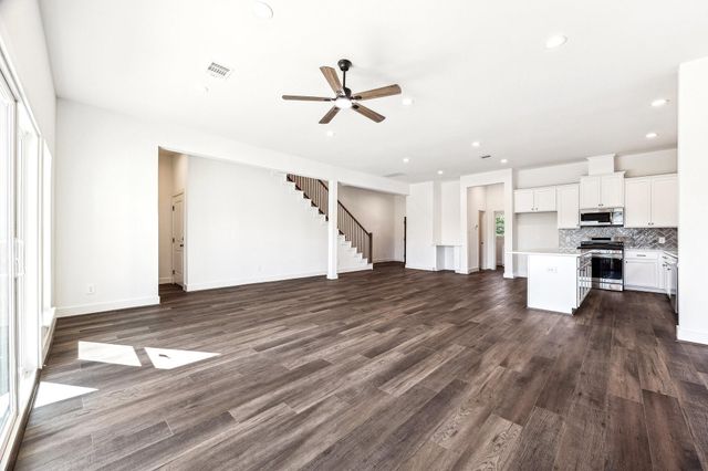 3845 Water Street, Dickinson, TX 77539