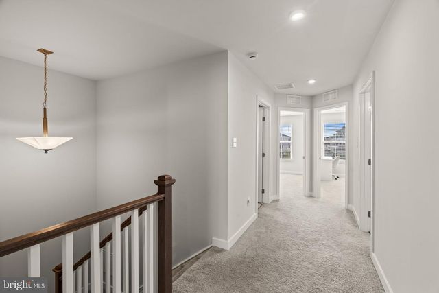 18 ROSEMARY WAY, Mount Laurel, NJ 08054
