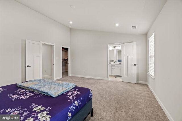 18 ROSEMARY WAY, Mount Laurel, NJ 08054