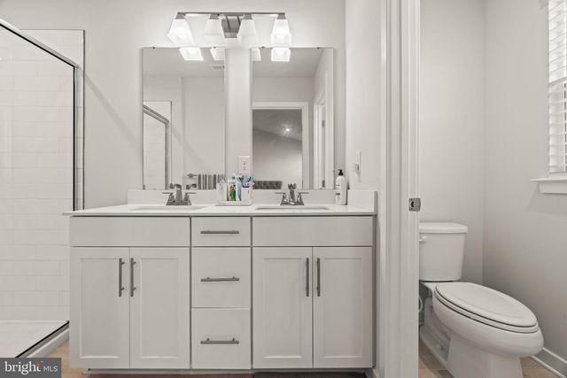 18 ROSEMARY WAY, Mount Laurel, NJ 08054