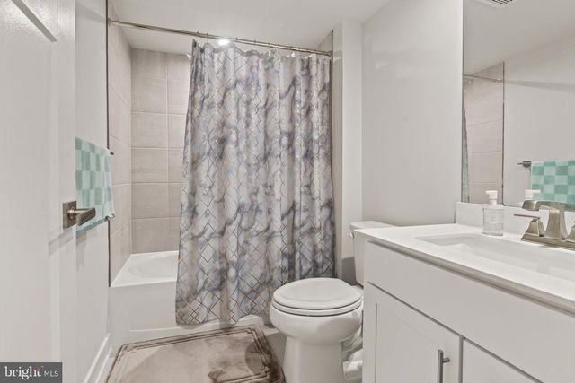 18 ROSEMARY WAY, Mount Laurel, NJ 08054