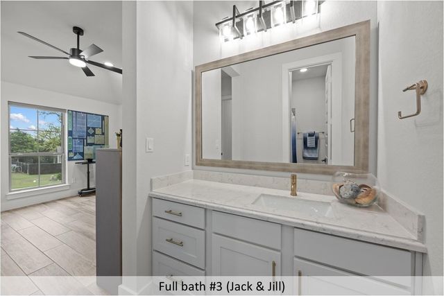 168 Gaston DR, Bastrop, TX 78602