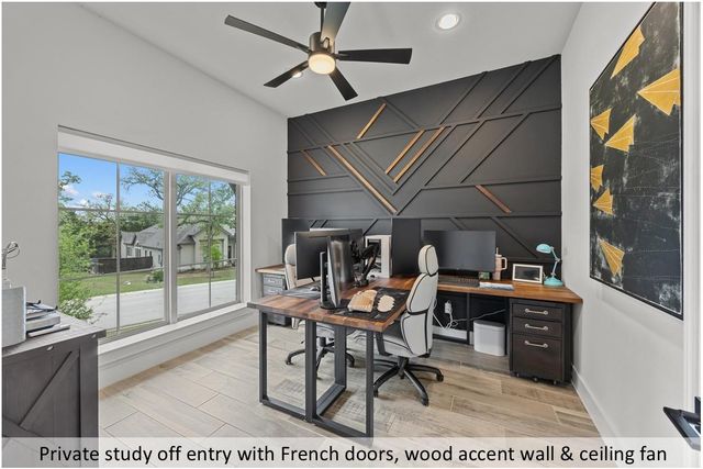168 Gaston DR, Bastrop, TX 78602