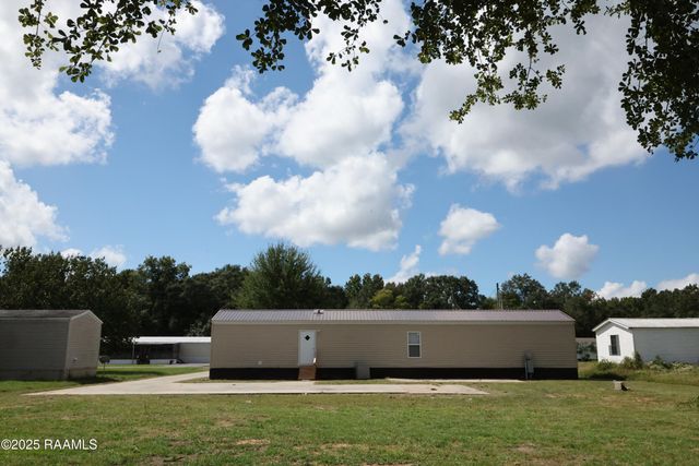 1061 Melrose Drive, Breaux Bridge, LA 70517