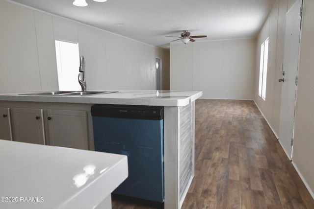 1061 Melrose Drive, Breaux Bridge, LA 70517