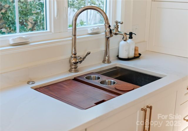 3415 Holt Street, Charlotte, NC 28205