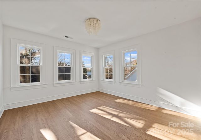 3415 Holt Street, Charlotte, NC 28205