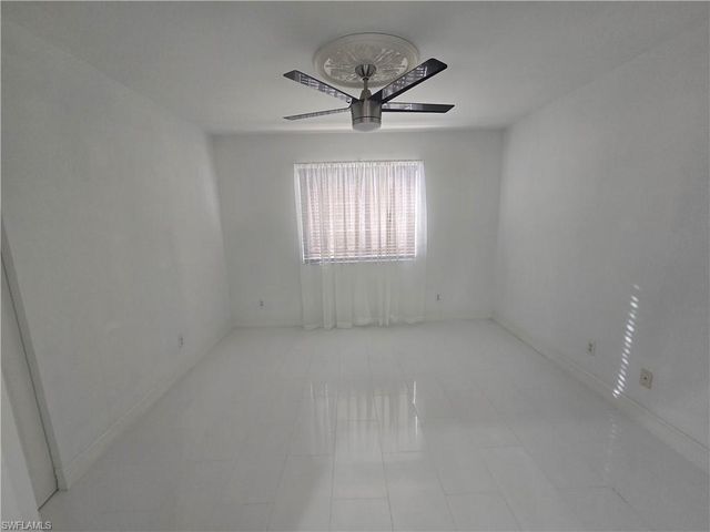 9175 Michael CIR 4, Naples, FL 34113