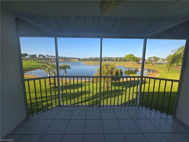 9175 Michael CIR 4, Naples, FL 34113