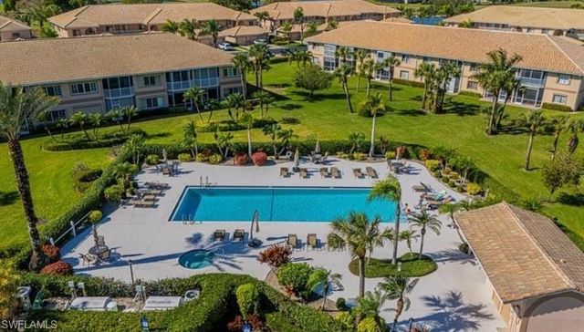 9175 Michael CIR 4, Naples, FL 34113