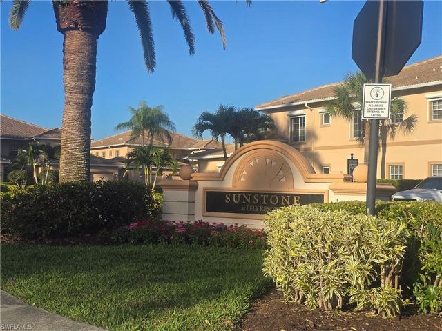 9175 Michael CIR 4, Naples, FL 34113