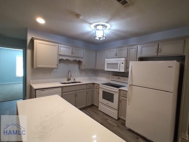 306-2B North Main Street, Hinesville, GA 31313