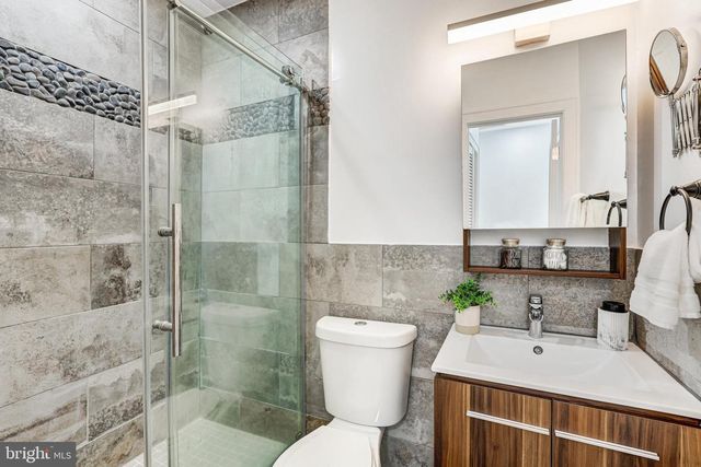 1113 HOLBROOK TER NE, Washington, DC 20002