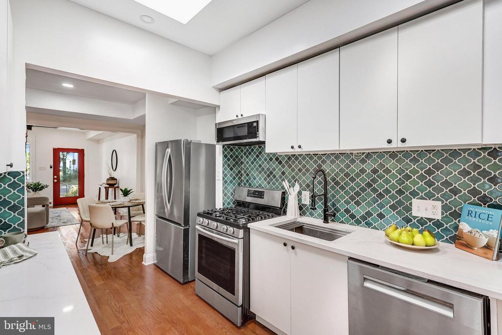 1113 HOLBROOK TER NE, Washington, DC 20002