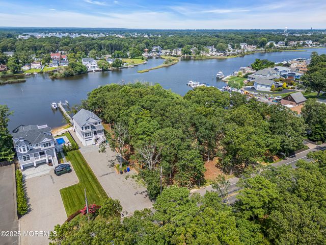 500 Princeton Avenue, Brick, NJ 08724