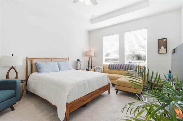 404 W VICTORIA TRAILS BLVD, Deland, FL 32724