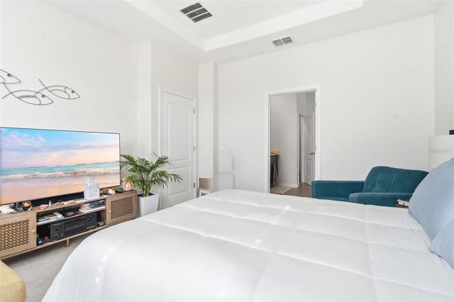 404 W VICTORIA TRAILS BLVD, Deland, FL 32724