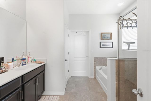 404 W VICTORIA TRAILS BLVD, Deland, FL 32724