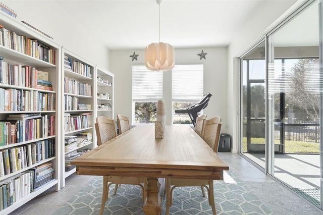 404 W VICTORIA TRAILS BLVD, Deland, FL 32724