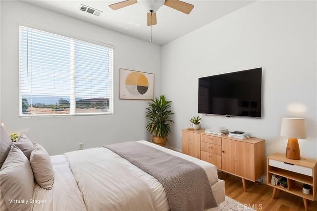1800 E Lakeshore Drive 1106, Lake Elsinore, CA 92530