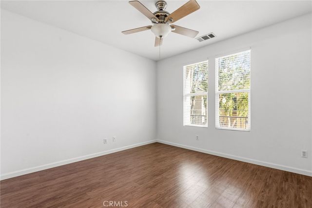 1800 E Lakeshore Drive 1106, Lake Elsinore, CA 92530