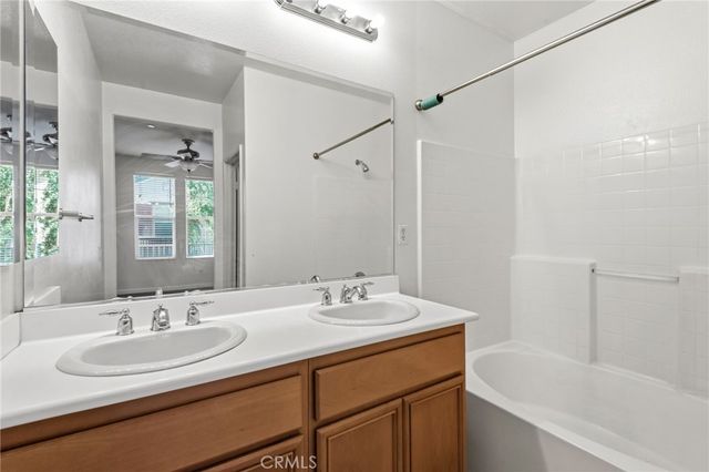 1800 E Lakeshore Drive 1106, Lake Elsinore, CA 92530
