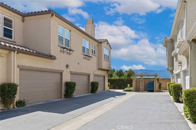 1800 E Lakeshore Drive 1106, Lake Elsinore, CA 92530