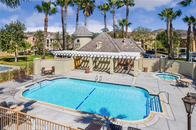 1800 E Lakeshore Drive 1106, Lake Elsinore, CA 92530