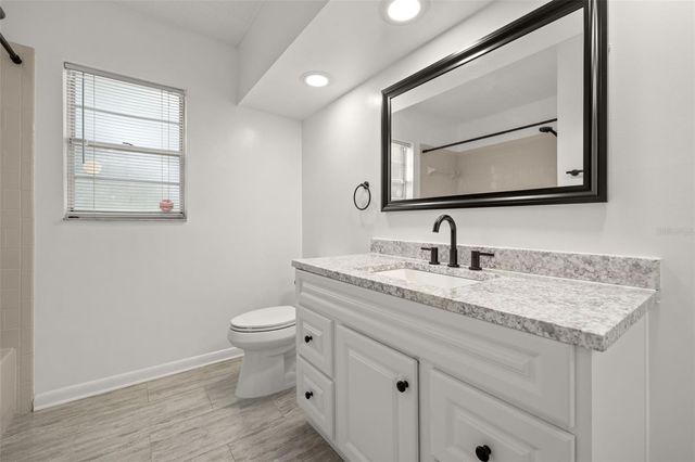 3257 LAUREL DALE DRIVE, Tampa, FL 33618