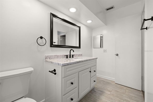 3257 LAUREL DALE DRIVE, Tampa, FL 33618