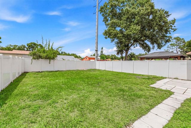 3257 LAUREL DALE DRIVE, Tampa, FL 33618