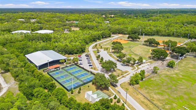 3257 LAUREL DALE DRIVE, Tampa, FL 33618