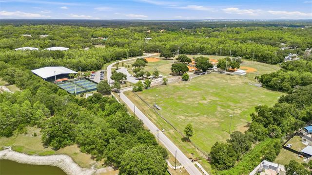 3257 LAUREL DALE DRIVE, Tampa, FL 33618